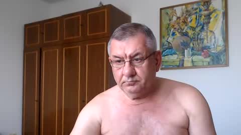 Macho online show from August 6, 3:22 pm