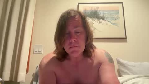xStraightEdgex online show from April 19, 7:07 am