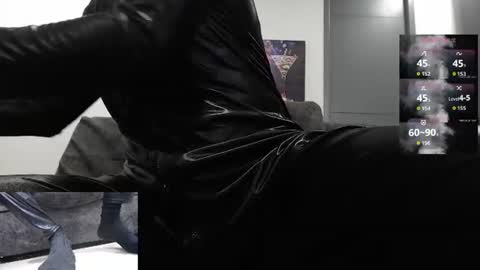 instagram mackdanielsx online show from August 2, 2:18 am