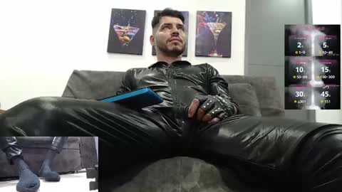 instagram mackdanielsx online show from August 4, 2:52 am