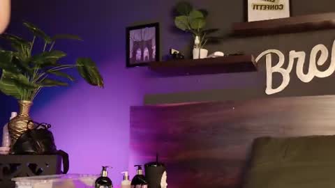 mackenzie_bree online show from June 20, 12:43 am