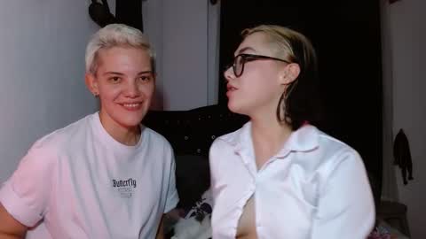 Mackezie and Noah online show from March 6, 11:56 pm