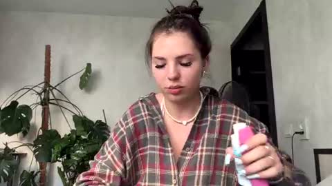 Kristy online show from August 2, 12:01 pm