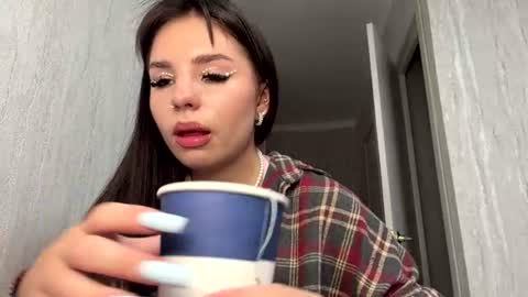 Kristy online show from August 2, 4:25 pm