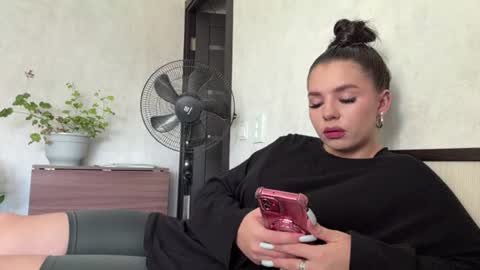 Kristy online show from August 15, 8:40 am
