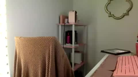 madam_glam online show from August 5, 6:28 pm