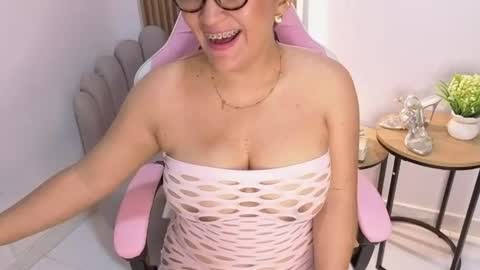 Madam Rose online show from August 8, 10:26 am