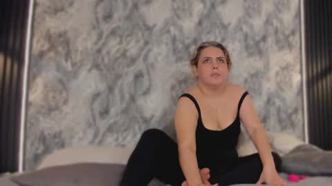 Madame Boss online show from April 30, 8:34 pm
