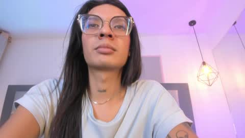 Maddie Ray online show from August 8, 12:43 am