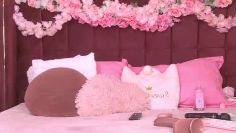 Maddison online show from August 13, 9:23 am