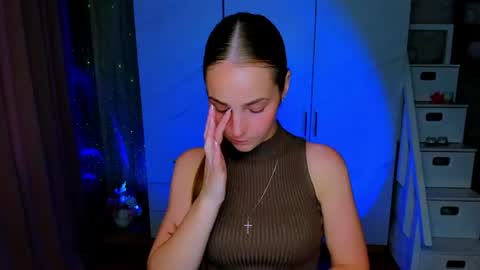 maddy_gate online show from July 25, 4:55 pm