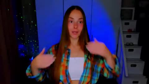 maddy_gate online show from July 26, 4:45 pm