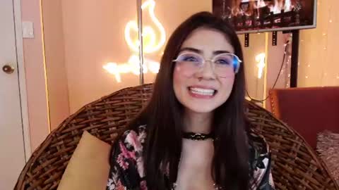 maddy_kind online show from August 9, 1:28 am