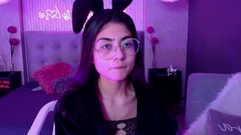 maddy_kind online show from August 18, 12:38 am