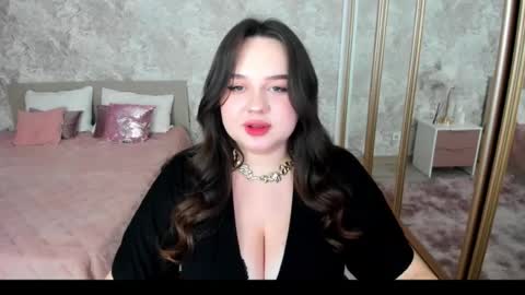 Maddy online show from July 4, 7:27 pm