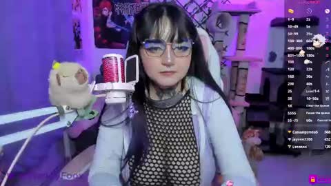 Maddy Foox online show from August 3, 3:57 am