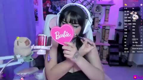 Maddy Foox online show from August 8, 11:27 pm