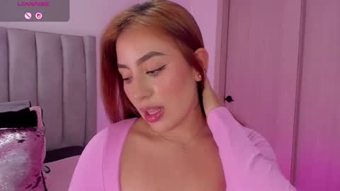 Lina  online show from July 1, 6:36 am