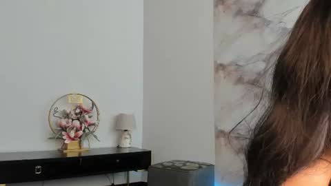 Maddyluxe online show from August 10, 1:12 pm