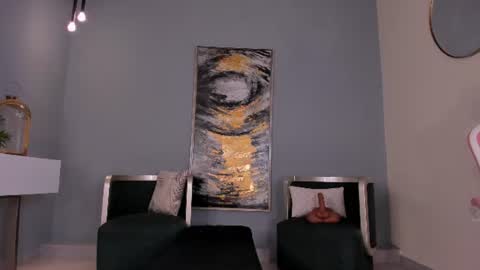 Maddy Owens online show from August 8, 4:29 pm