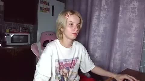 madelaines online show from July 15, 3:02 pm