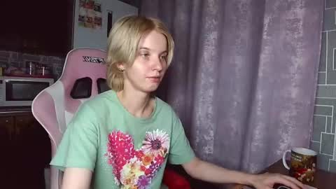 madelaines online show from July 15, 7:04 pm