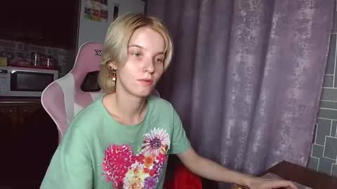 madelaines online show from July 15, 10:21 pm