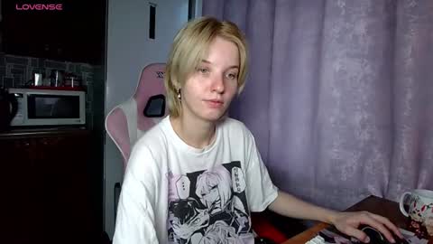 madelaines online show from July 31, 12:06 am