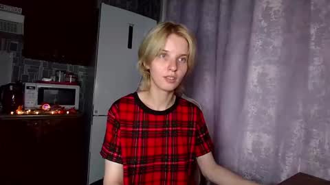 madelaines online show from August 5, 12:41 am