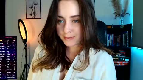 madelamee online show from July 28, 6:58 pm