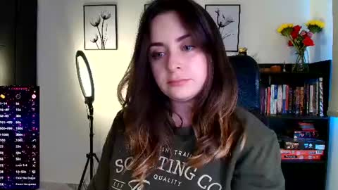 madelamee online show from August 2, 10:06 pm