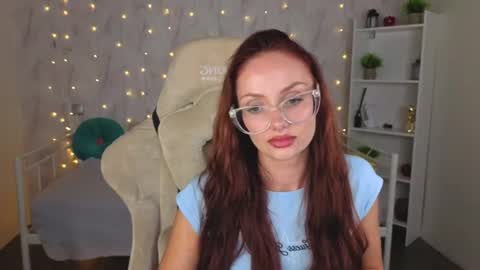 Madeline online show from August 14, 10:52 am