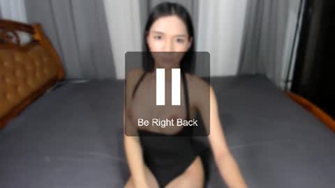 madelinerain online show from August 4, 2:03 pm