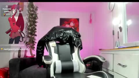 Madelyn online show from August 15, 11:09 pm