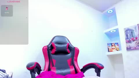 madison_chanell online show from August 6, 5:28 am