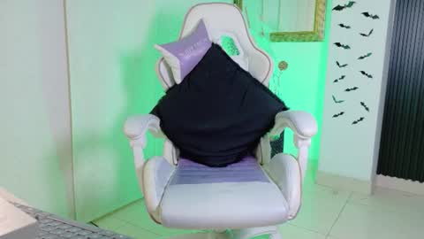 madison_jacksonn online show from August 8, 10:21 pm