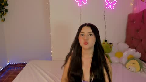 madison_pettis1 online show from May 27, 5:42 am