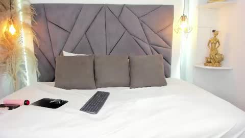 Madison online show from August 11, 1:29 am