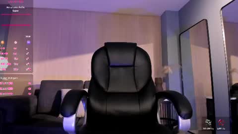 Madison Kane online show from August 6, 2:27 pm