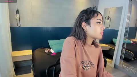 madisson_thompson_ online show from August 9, 4:13 am
