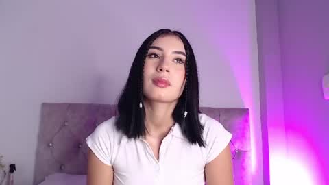    online show from August 6, 8:19 pm