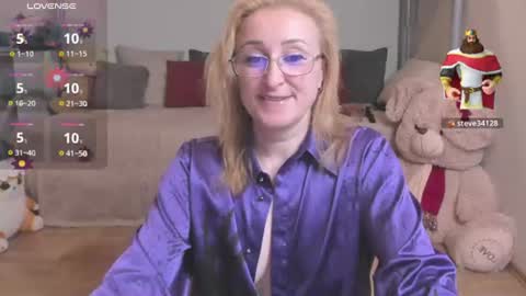 Madisson online show from August 15, 10:58 pm