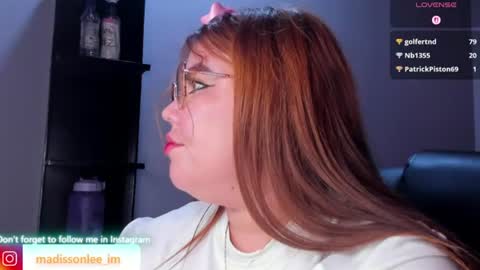 madissonlee__ online show from August 4, 4:53 am