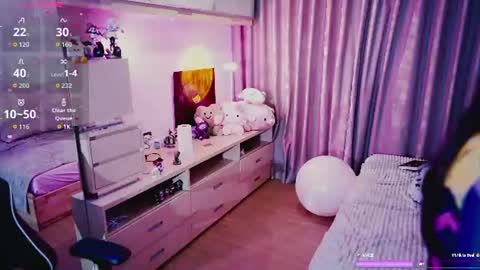 Alice online show from August 5, 10:52 pm