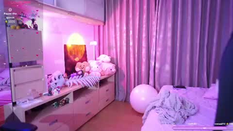 Alice online show from August 14, 8:23 pm