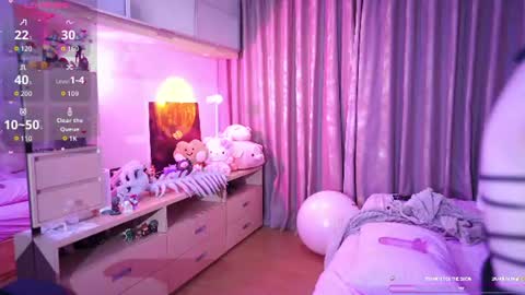 Alice online show from August 14, 11:41 pm