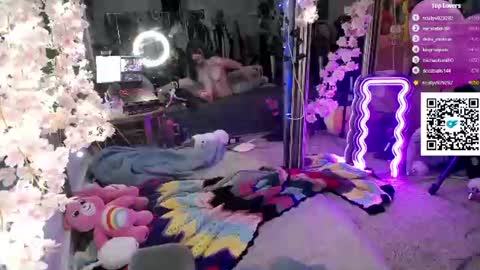 madsucc online show from August 9, 8:04 am