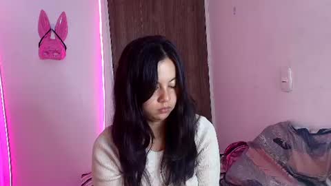 mady  online show from August 4, 4:09 am