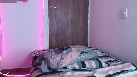 mady  online show from August 17, 2:27 am