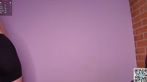 Emma online show from August 14, 11:08 pm